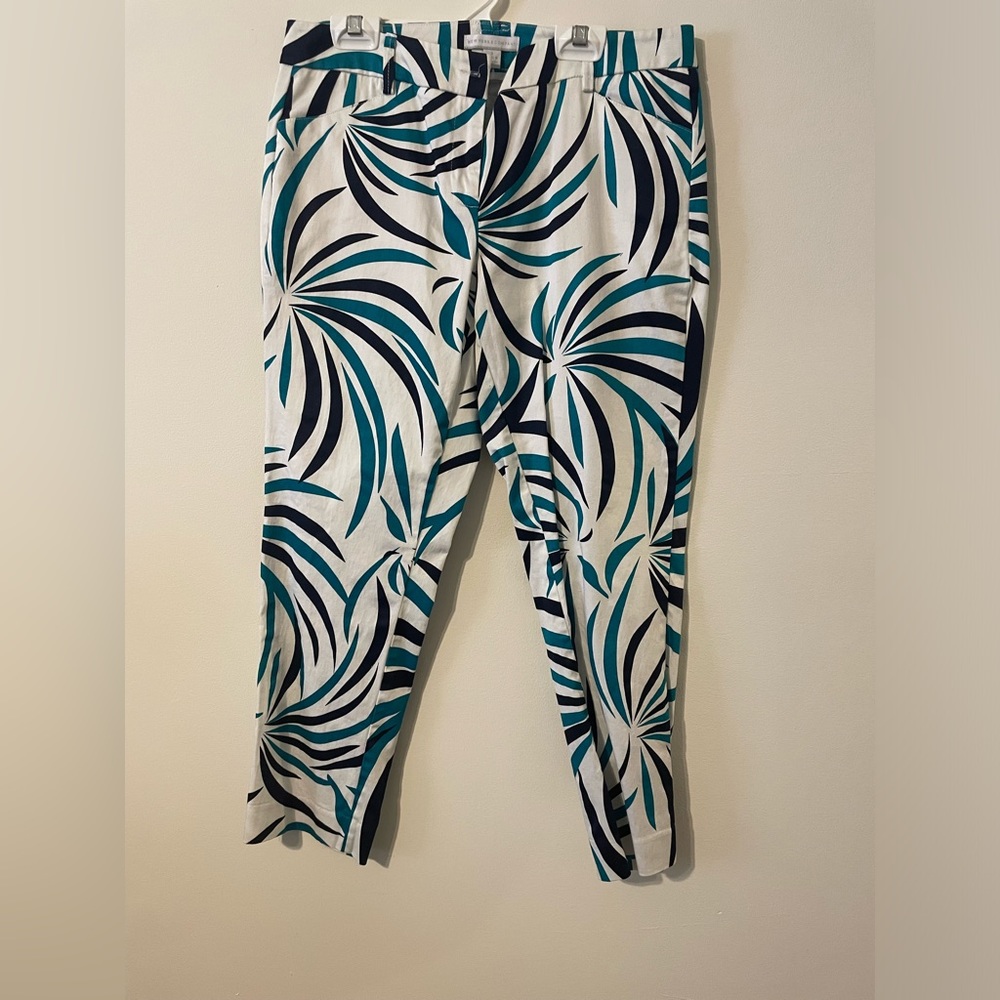 New York & Company-Capris
